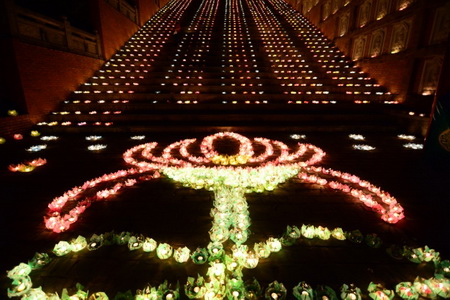 Đại lễ Vesak 2014- truyền tải thông điệp hòa bình ảnh 8